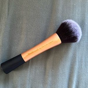 Real techniques powder brush
